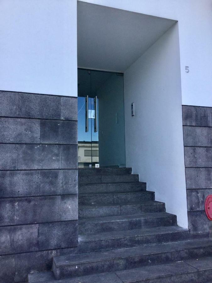 蓬塔德尔加达Apartamento Do Parque公寓 外观 照片